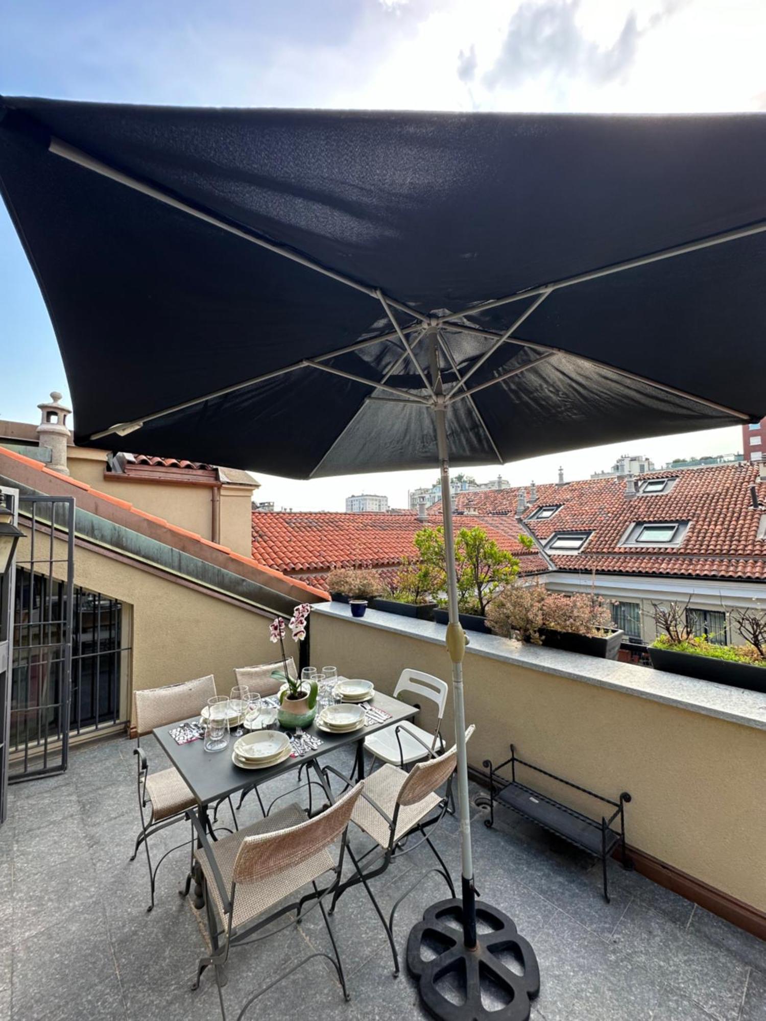 Apartament House With Terrace Turyn Zewnętrze zdjęcie