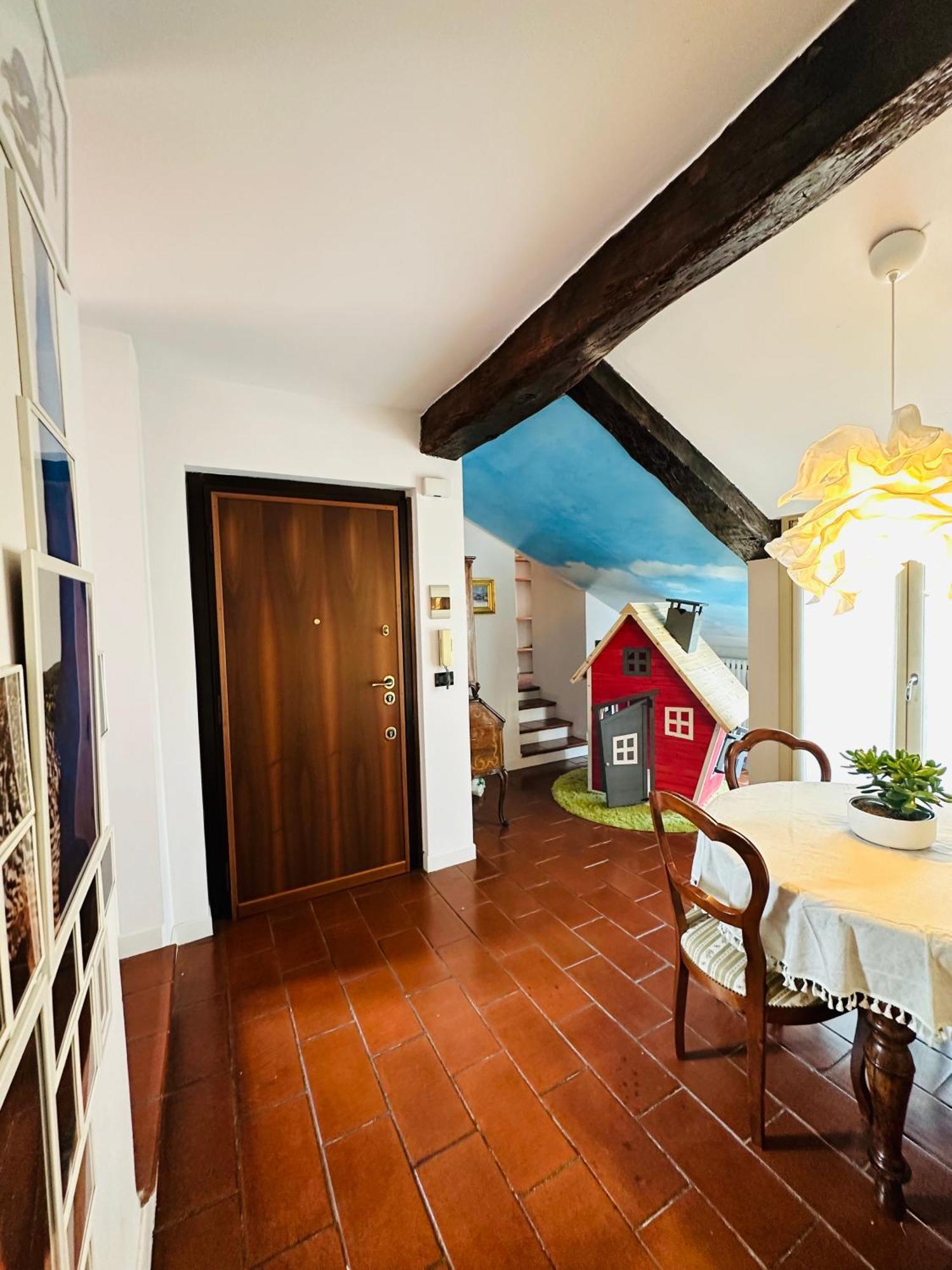 Apartament House With Terrace Turyn Zewnętrze zdjęcie
